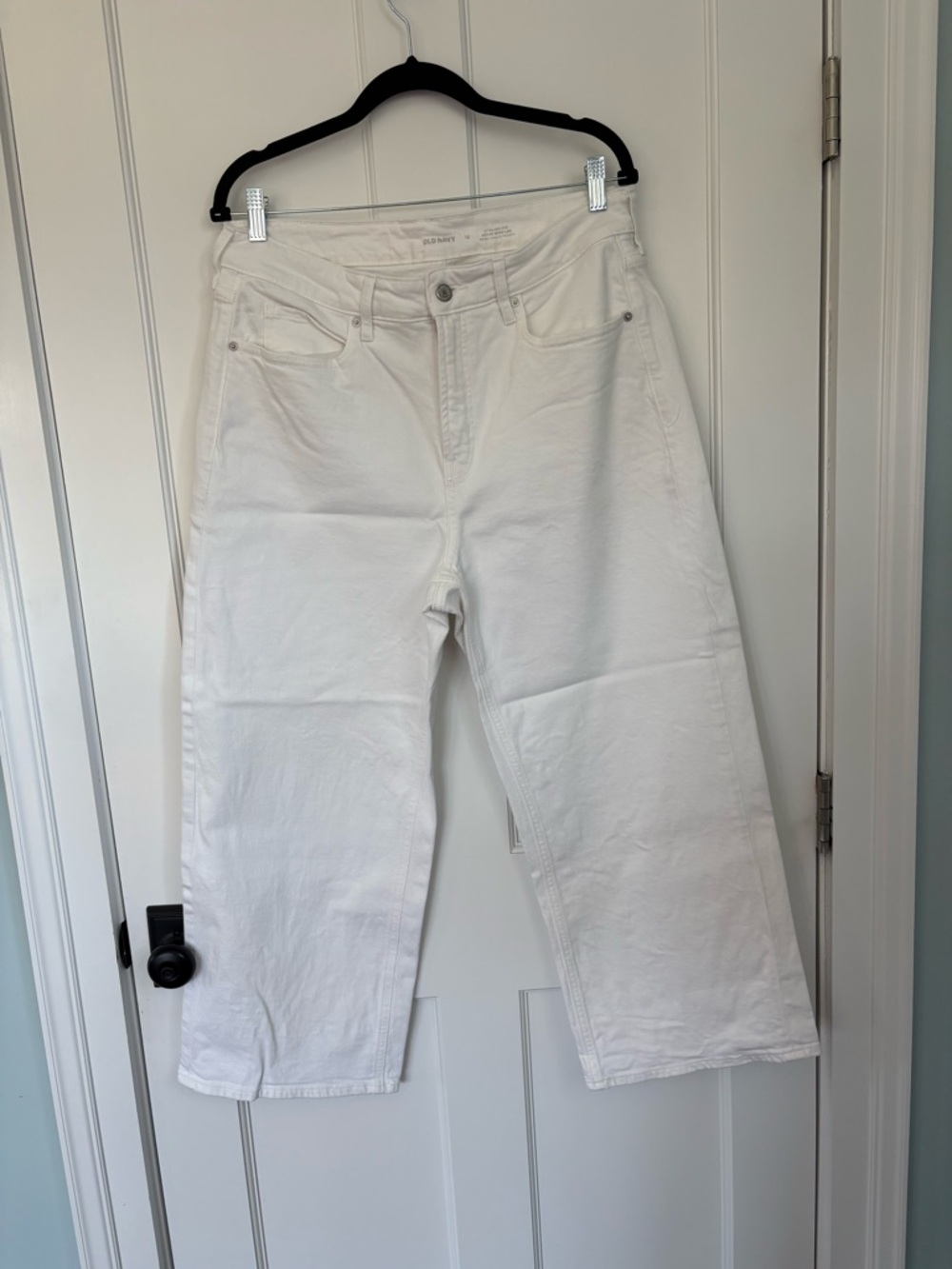 Old Navy Women’s White Wide-Leg Jeans